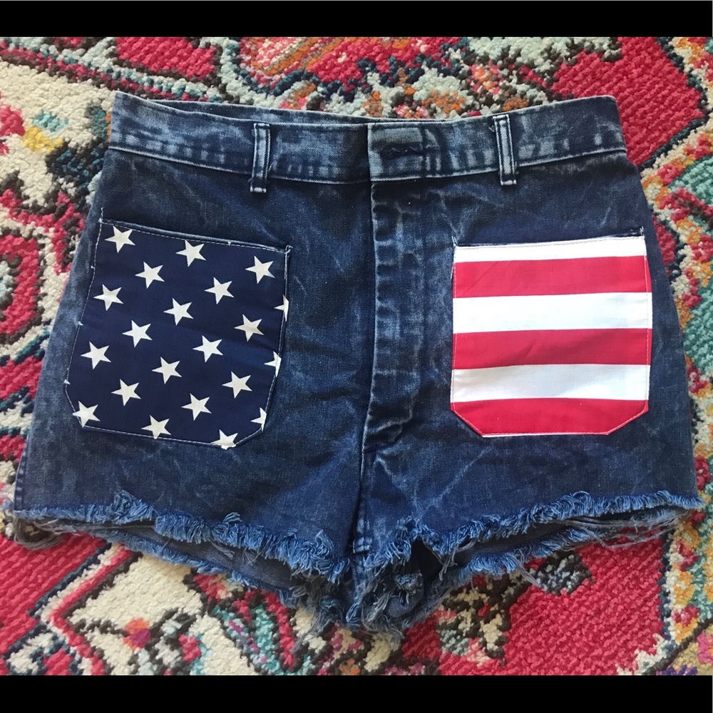 High waisted  jean shorts w/ American Flag pockets
